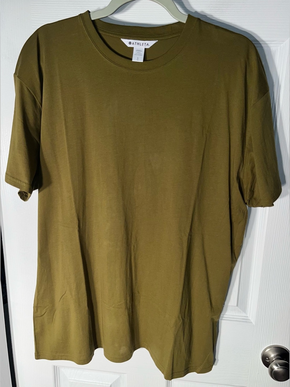 Women’s NWT Athleta True Cotton Tee Olive Green Size Large New With Tags